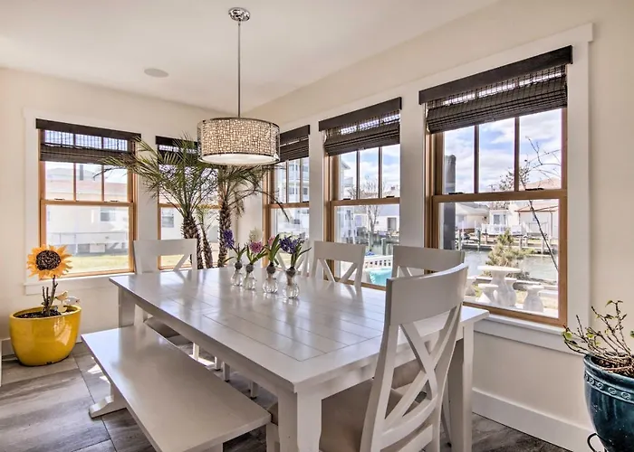 Dock Access: Waterfront Ocean City Home Near Beach * Ocean City