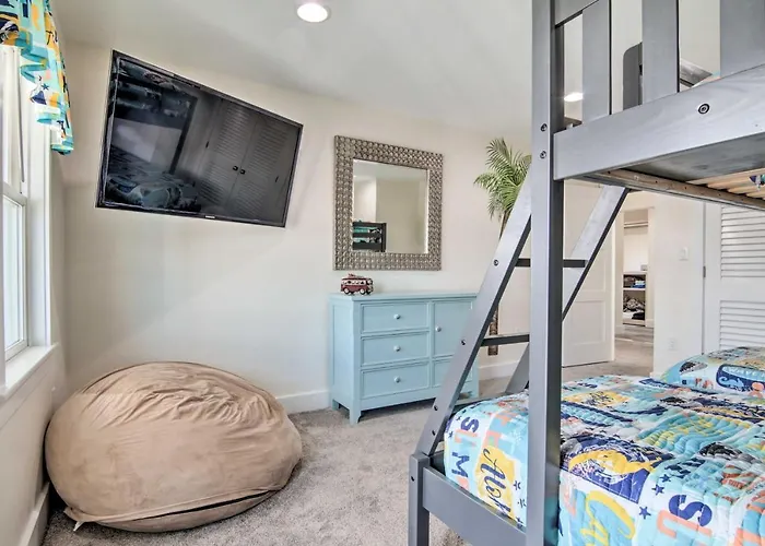 Dock Access: Waterfront Ocean City Home Near Beach Holiday home