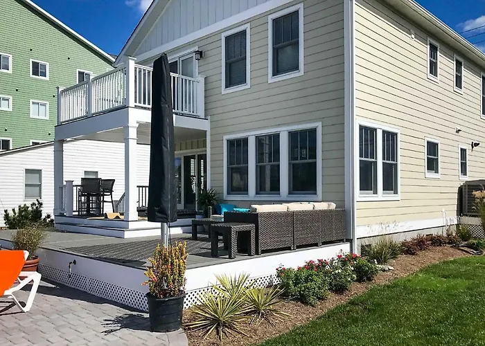 Dock Access: Waterfront Ocean City Home Near Beach
