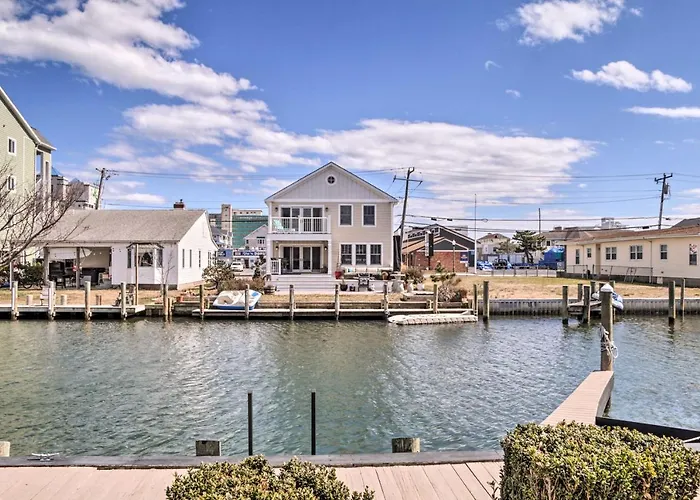 Holiday home Dock Access: Waterfront Ocean City Home Near Beach *