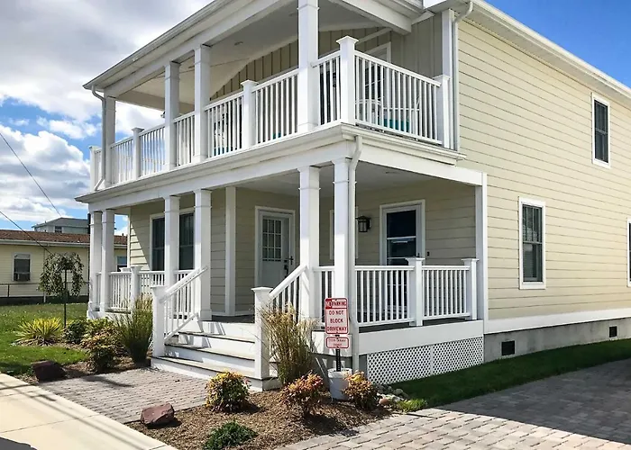 Dock Access: Waterfront Ocean City Home Near Beach *
